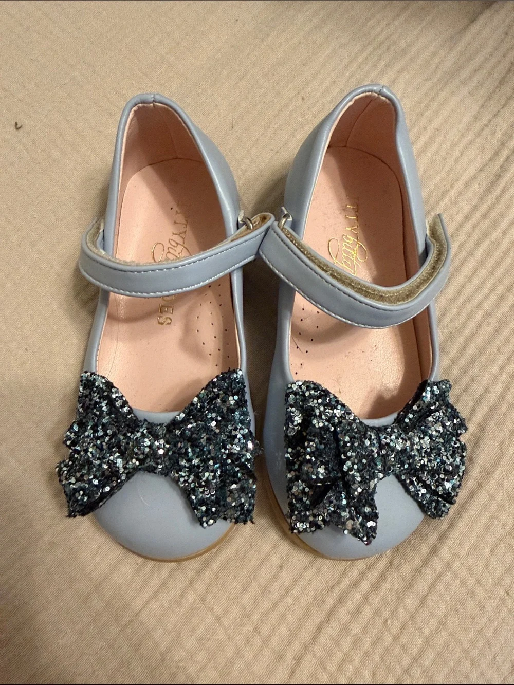 Itty Bitty Toes Gray Mary Janes with Sparkle Bow